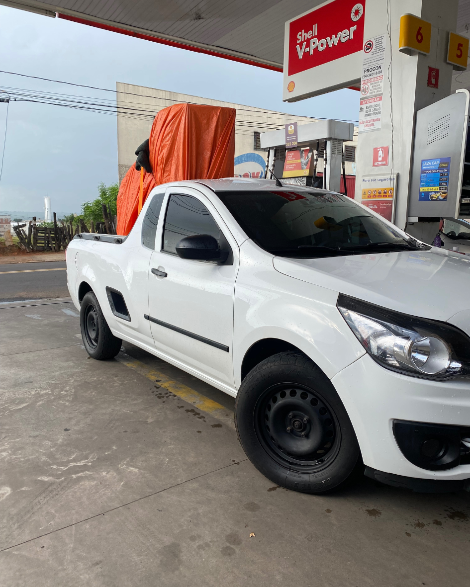 Restauração, Afinação, Transporte, Manutenção, Compra e Venda.